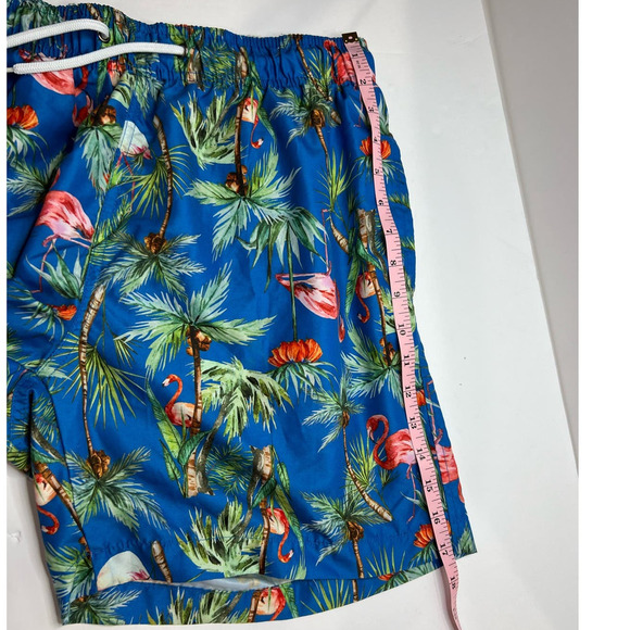 Charleston Threads Men's Swim Trunks Large Blue Pink Parrot Short Elastic Waist - Picture 9 of 9